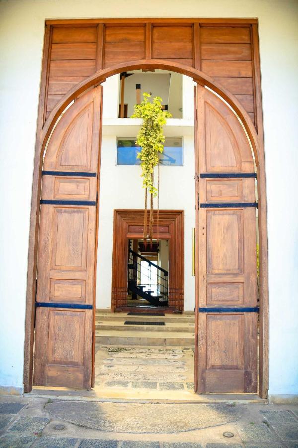 The Cove Negombo Exterior foto